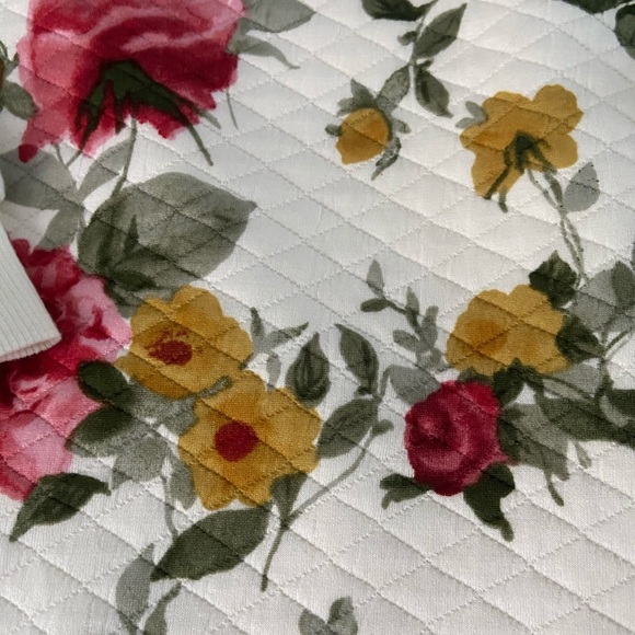 Quilted floral sweatshirt with raglan sleeves - NWOT - Picture 2 of 6